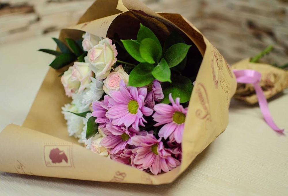 Букет цветов из: Розы и Хризантемы в Попово-Лежачах