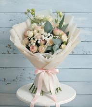 Букет цветов из:  Розы и Лизиантусы в Попово-Лежачах