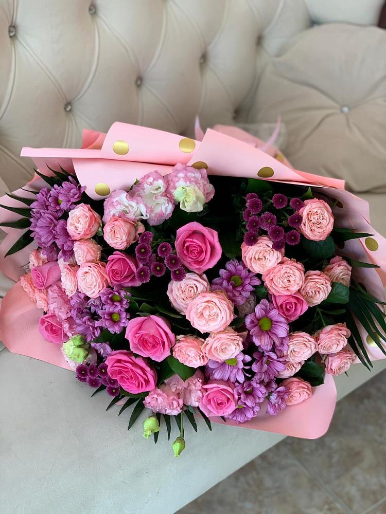 Букет цветов из: Хризантемы, Розы и Лизиантусы в Попово-Лежачах