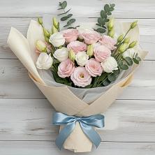 Букет цветов из:  Лизиантусы в Попово-Лежачах