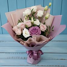 Букет цветов из:  Розы и Лизиантусы в Попово-Лежачах