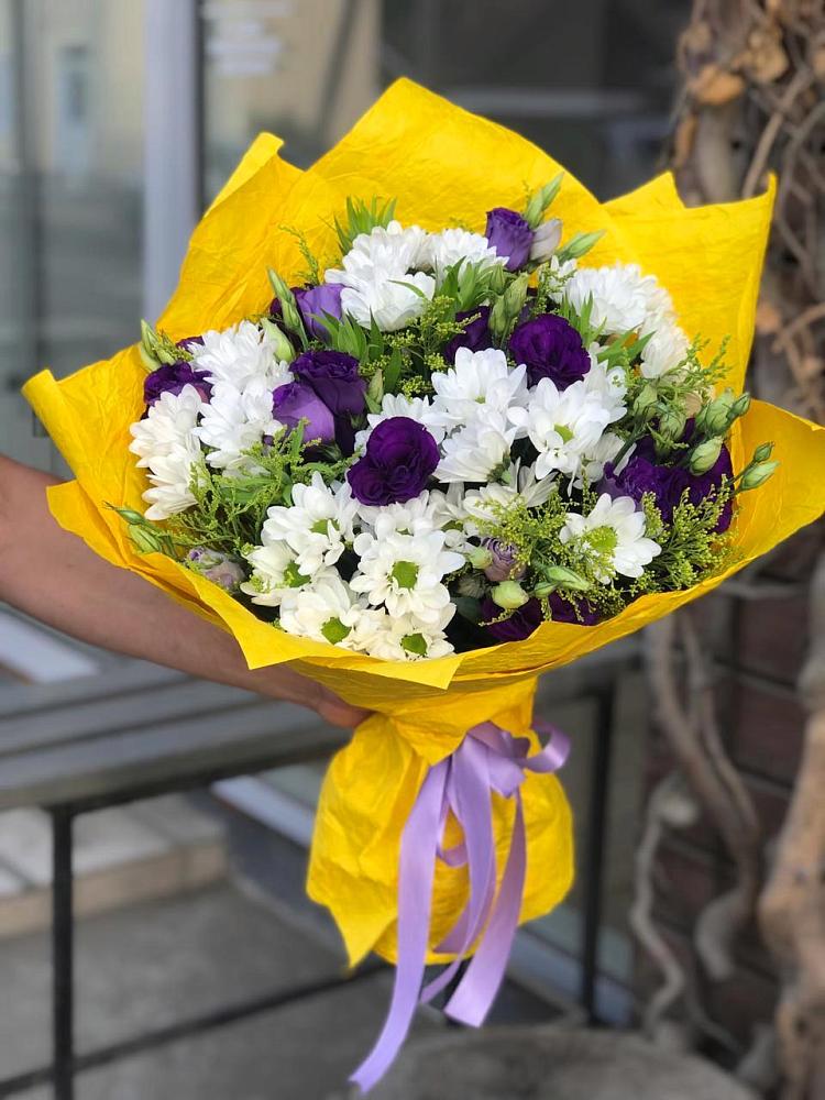Букет цветов из: Ирисы, Хризантемы и Ромашки в Попово-Лежачах