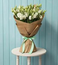 Букет цветов из:  Лизиантусы в Попово-Лежачах