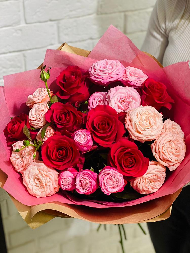 Букет цветов из: Розы в Попово-Лежачах