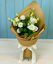 Букет цветов из:  Хризантемы и Лизиантусы в Попово-Лежачах