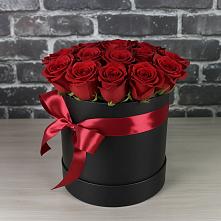 Цветочная композиция из Розы в шляпной коробке в Попово-Лежачах