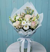 Букет цветов из:  Розы и Лизиантусы в Попово-Лежачах