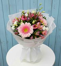 Букет цветов из:  Герберы, Альстромерии и Лизиантусы в Попово-Лежачах