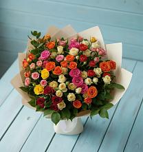 Букет Микс из разноцветных кустовых роз в Попово-Лежачах